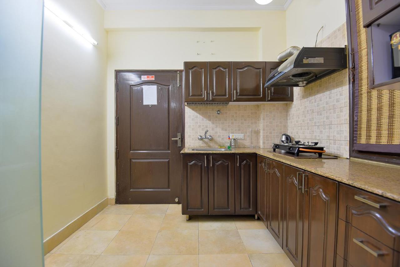 Studio Serviced Apartments Near Fortis Hospital คูร์เคาน์ ภายนอก รูปภาพ